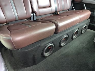 underseat sub box